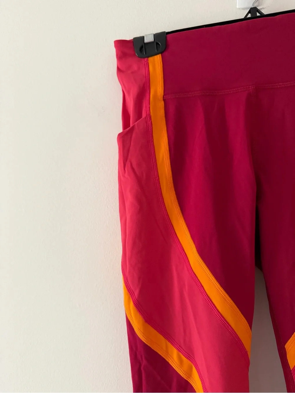 Lululemon Wild Twist 7/8 Tight *25